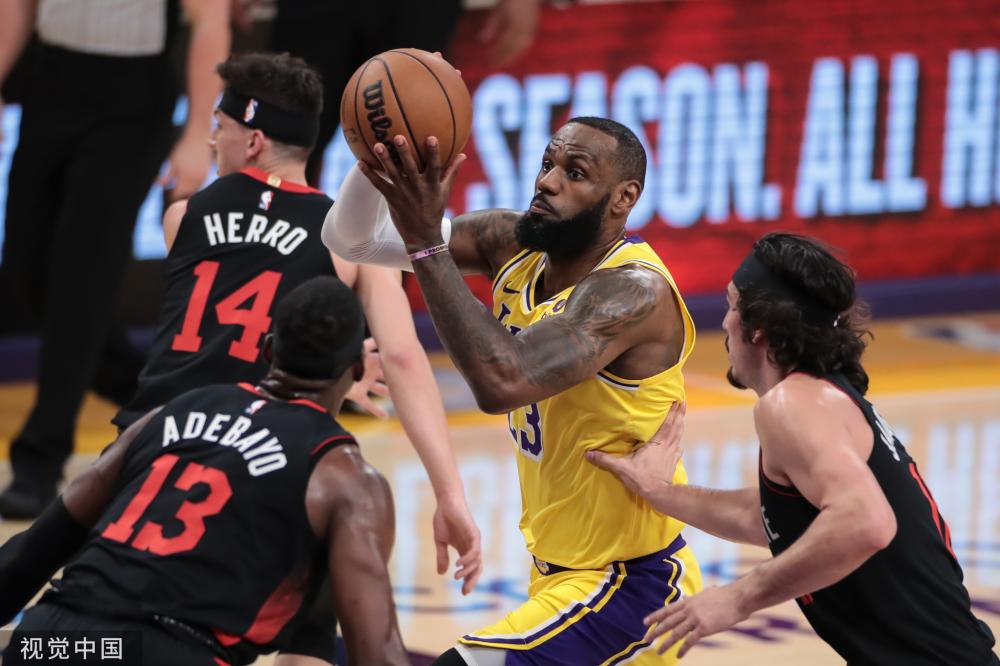 从后防线到 从后防线到