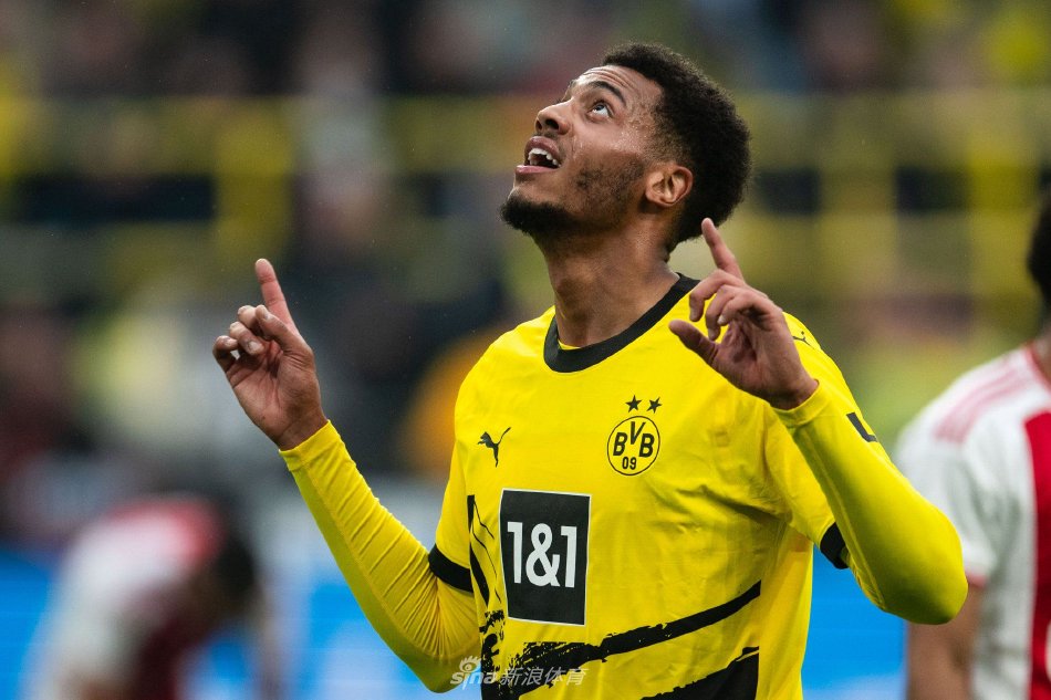 利雅得新月 利雅得新月